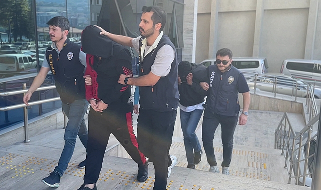 Zonguldak Emniyeti'nden Kripto Dolandırıcılık Operasyonu: 2 Kişi Gözaltına Alındı