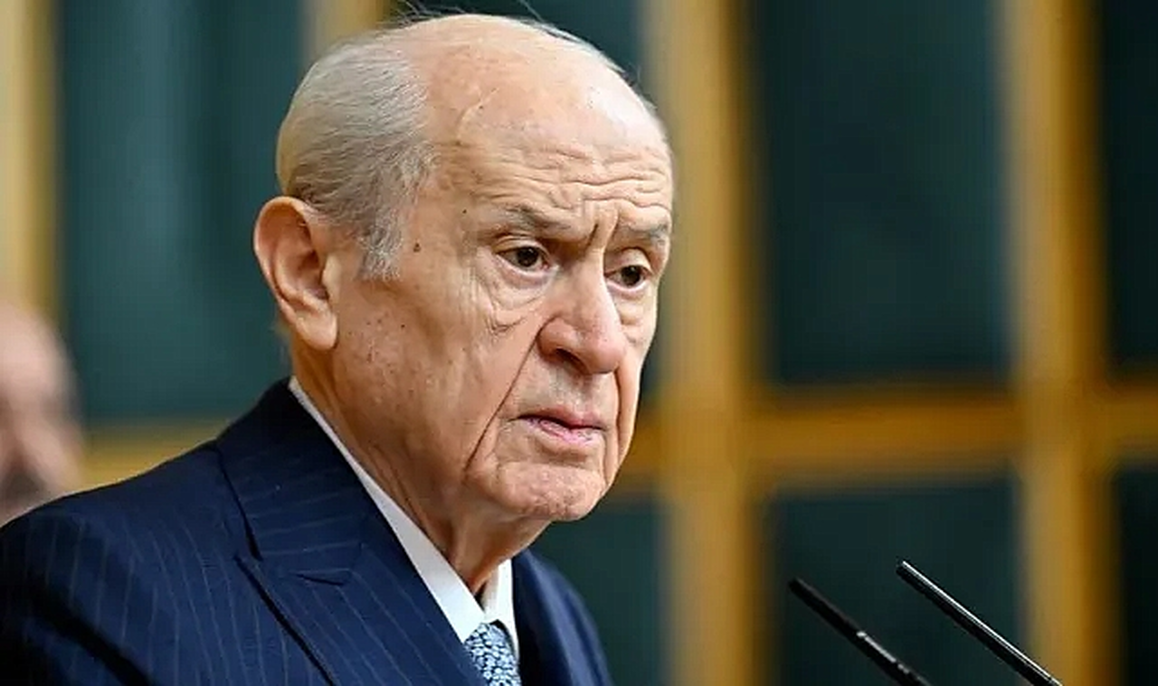 Bahçeli: Türkiye Çevresi Silahlarla, Füzelere ve Yeni Nesil Savaşlarla Kuşatılmaktadır