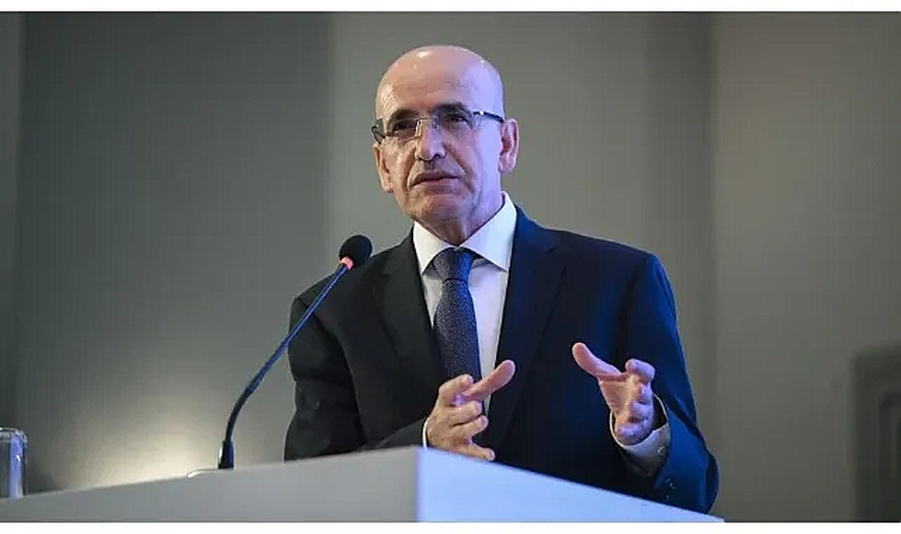Bakan Şimşek: 2025’te Maliye Politikası Daha Sıkı Olacak