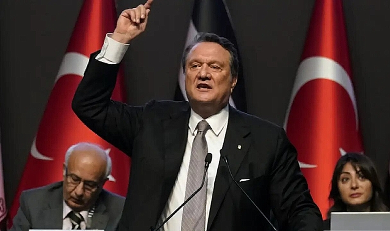 Beşiktaş’ta Olağanüstü Toplantı ve Karar: İstifalar Gündemde!