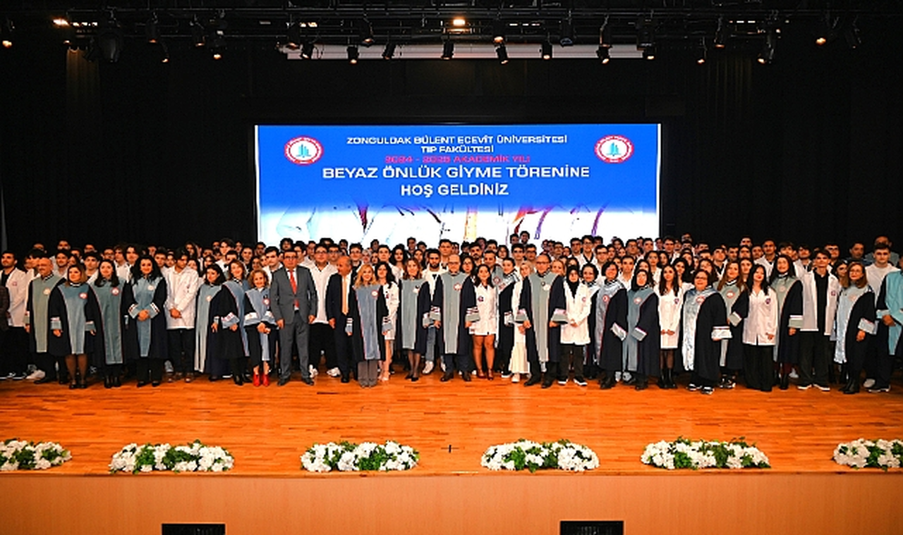 BEUN 2024-2025 Akademik Yılı Tıp Fakültesi Beyaz Önlük Giyme Töreni Gerçekleştirildi