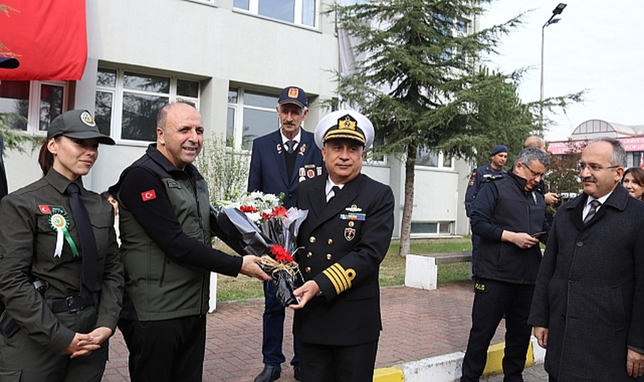 BEUN Çaycuma Kampüsünde Fidanlar Toprakla Buluşturuldu