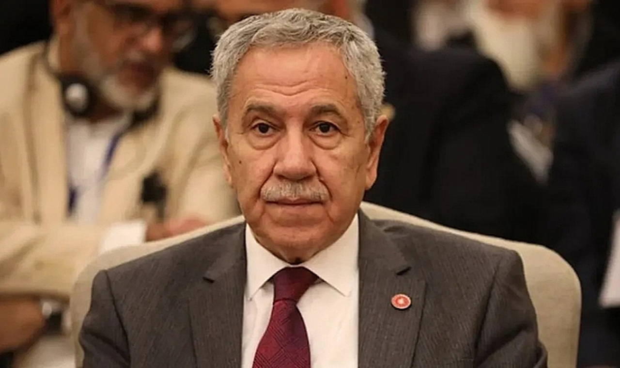 Bülent Arınç: “Öcalan’ın Meclis’e Gelmesi İçin Genel Af Gerekir”
