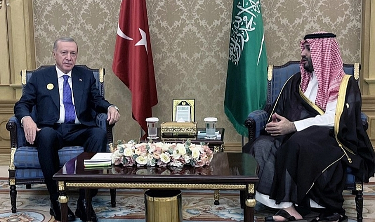 Cumhurbaşkanı Erdoğan, Suudi Arabistan Veliaht Prensi ile Baş Başa Görüştü