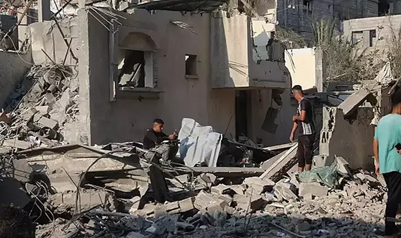Gazze’de Savaşın 400. Günü: Can Kaybı 43 Bin 552’ye Ulaştı