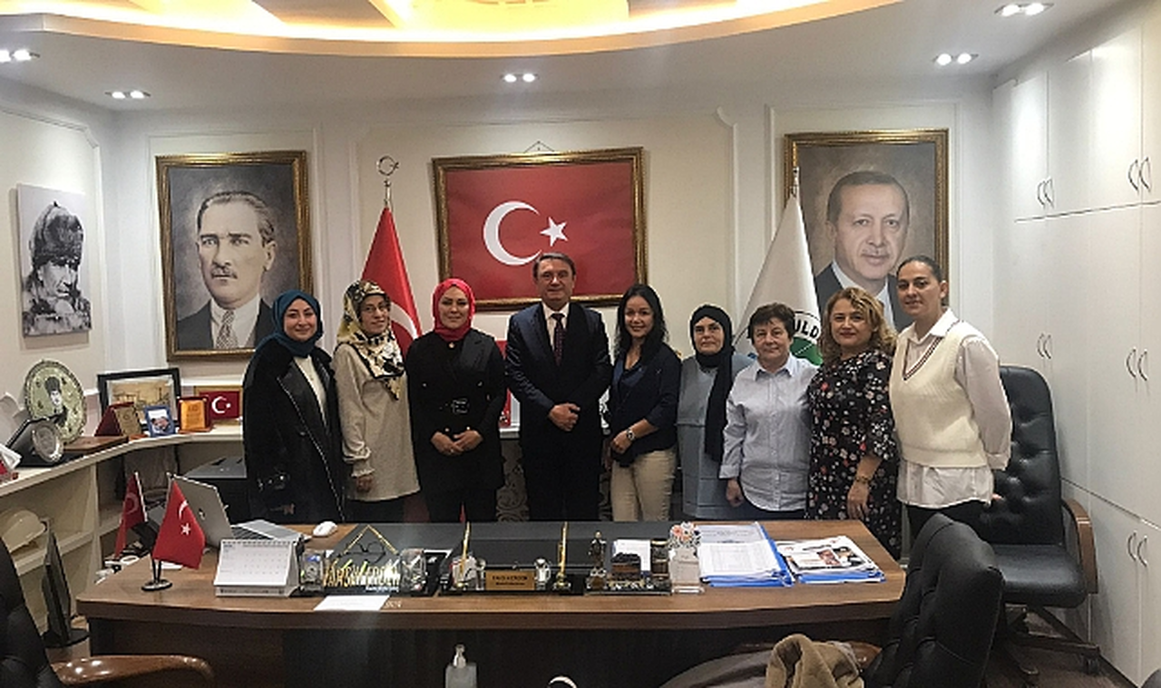 İnsanlık İçin El Ele Derneği'nden Başkan Erdem'e Ziyaret