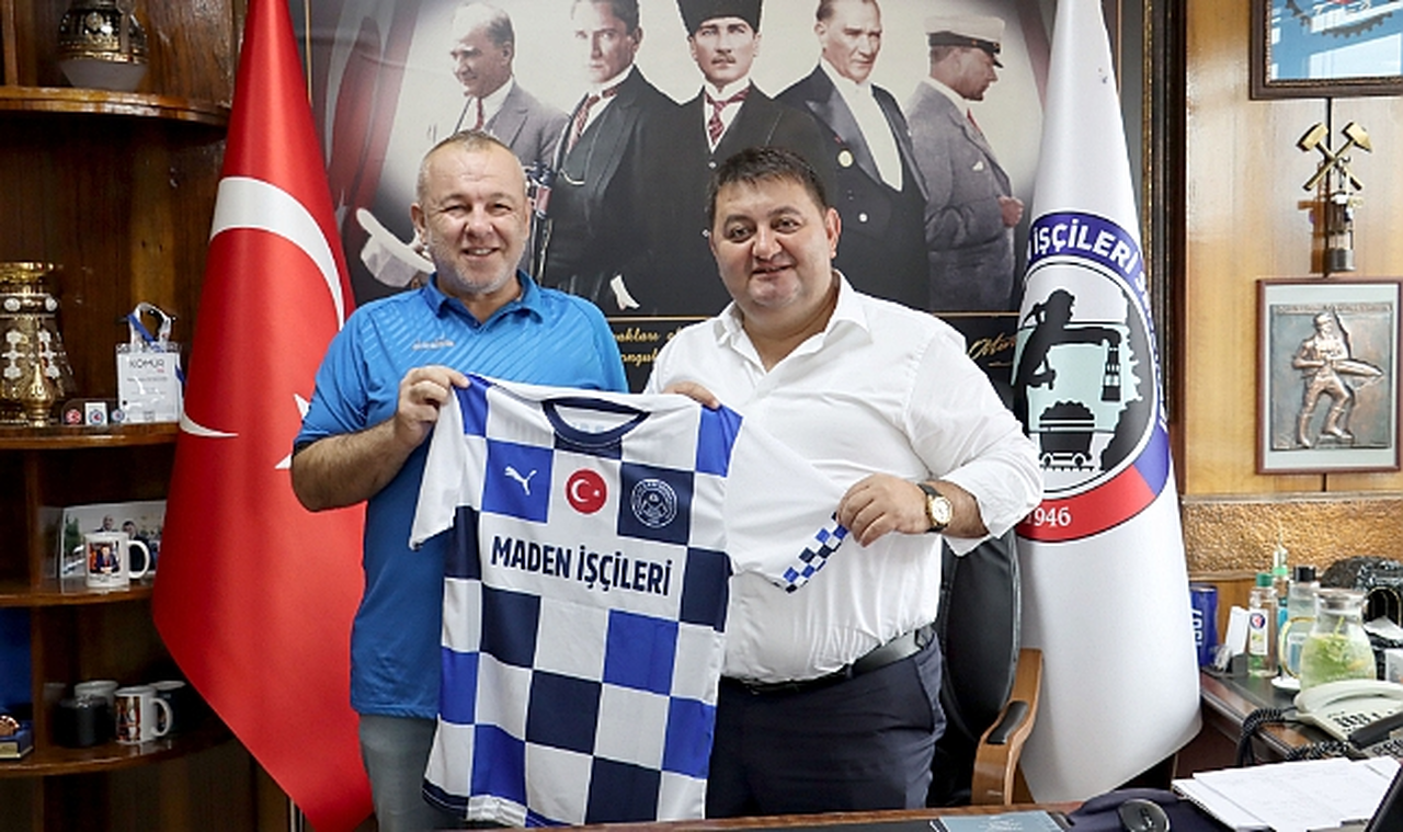 Maden İşçileri Topbaşıspor’dan GMİS yöneticilerine forma