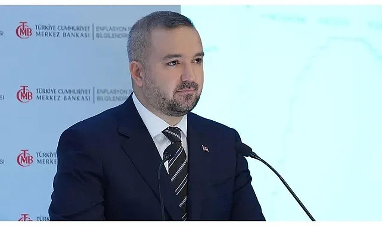 Merkez Bankası Başkanı Karahan: "Sıkı Para Politikası Dezenflasyonu Destekleyecek"