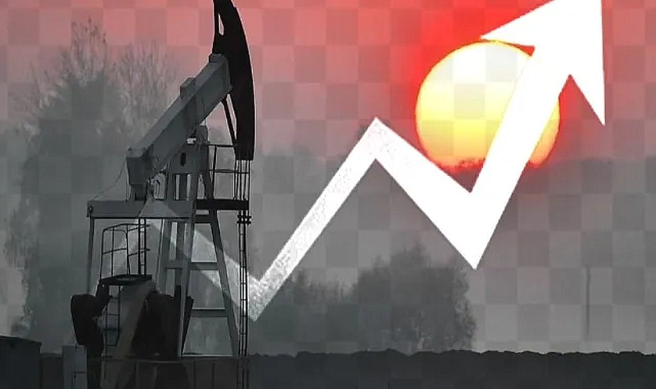 Orta Doğu Gerilimi ve Doların Değer Kaybı Petrol Fiyatlarını Yükseltiyor