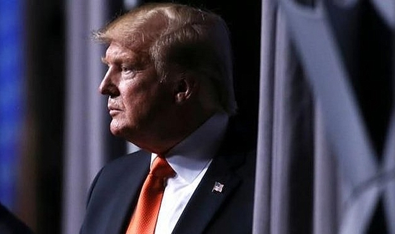 Trump’ın Geçiş Ekibinden Kritik Adım: Elektrikli Araç Teşviki Kaldırılabilir, Yüz Binlerce Kişi İşsiz Kalabilir