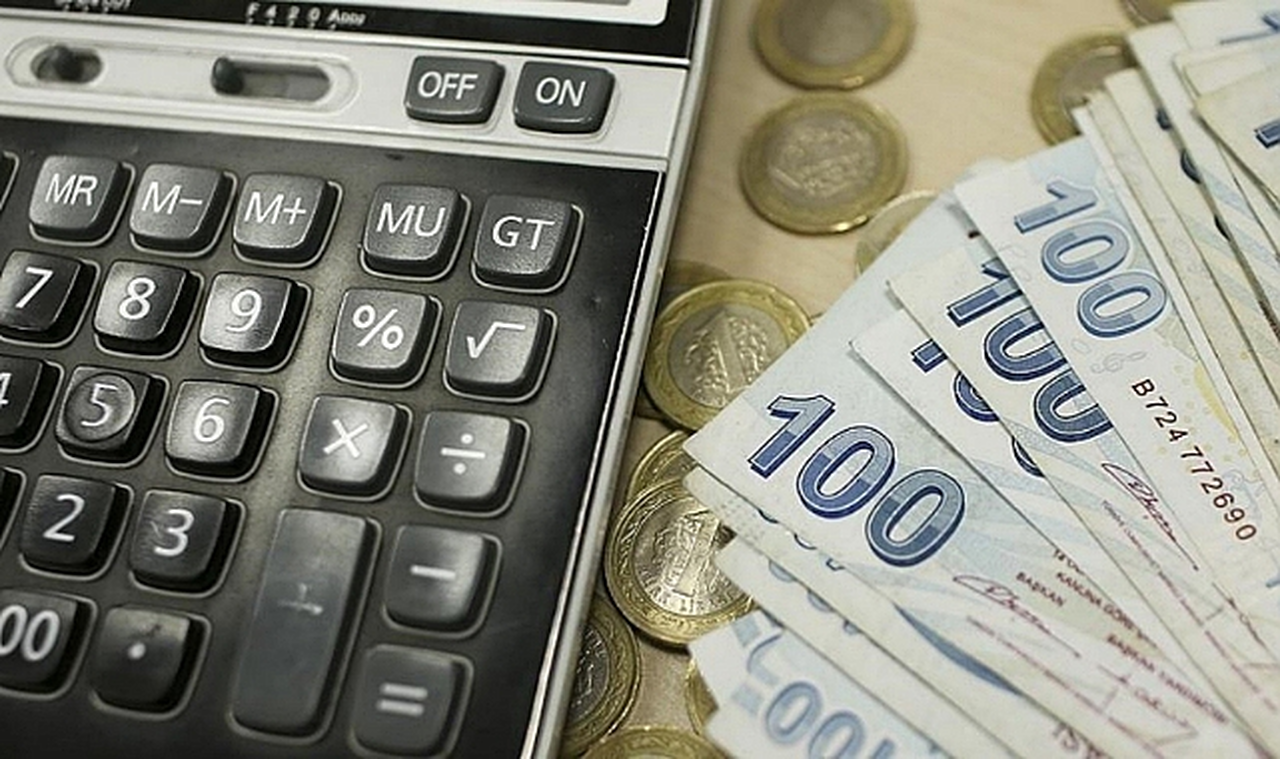 Emekliye çifte bayram: İkramiye zammı geliyor, masadaki 3 formül belli oldu