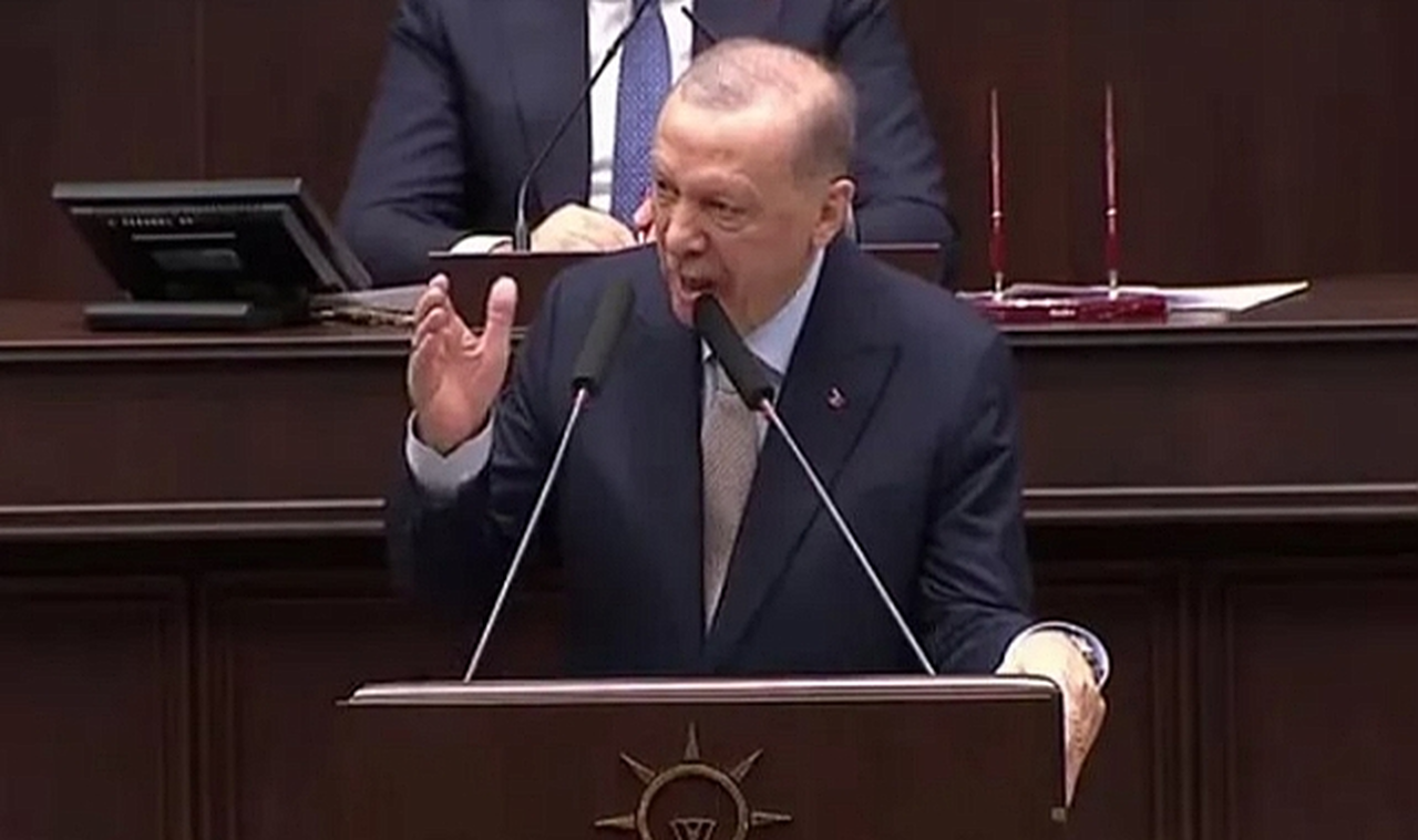 Erdoğan'dan 'Heybedeki Büyük Turp' Hatırlatması!