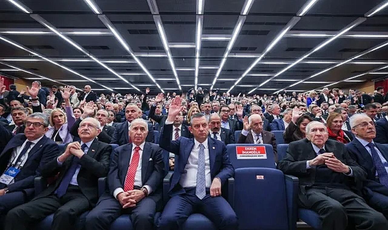 O iddiayı gündeme getirdi: Kurultay soruşturması yeniden hareketlendi... CHP'ye kayyum hazırlığı!