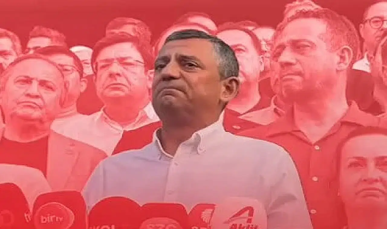 CHP lideri Özel'den Zeyrek'e duygusal veda