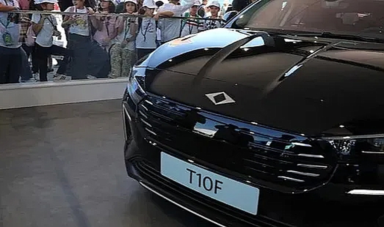 Togg'un yeni modeli T10F görücüye çıktı! Menzili ne kadar? Fiyatı ne olacak? .