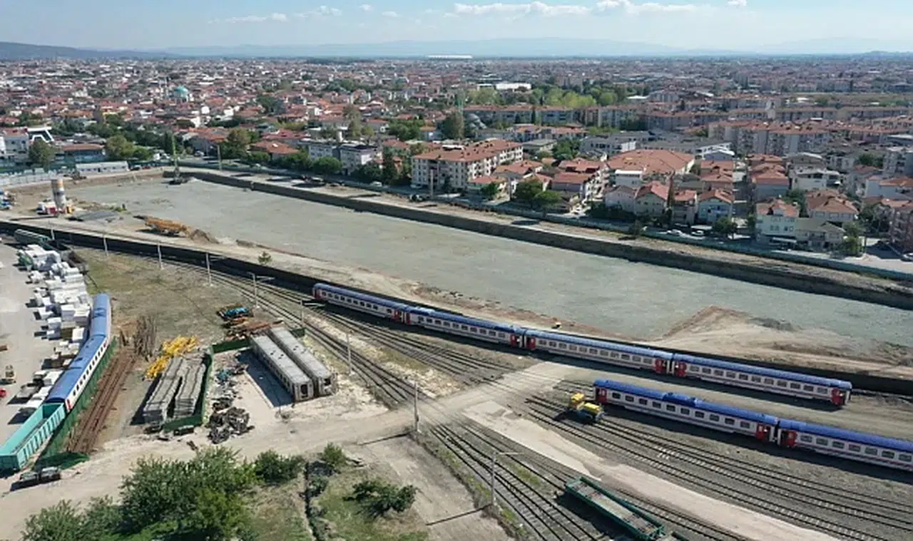 Türkiye'nin ilk hızlı tren fabrikası 3,5 milyar TL ekonomiye katkı sağlayacak