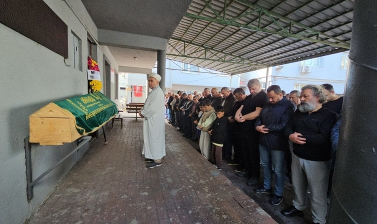 75 yaşındaki Şen'in cinayet şüphelisi 15 yaşındaki çocuk tutuklandı