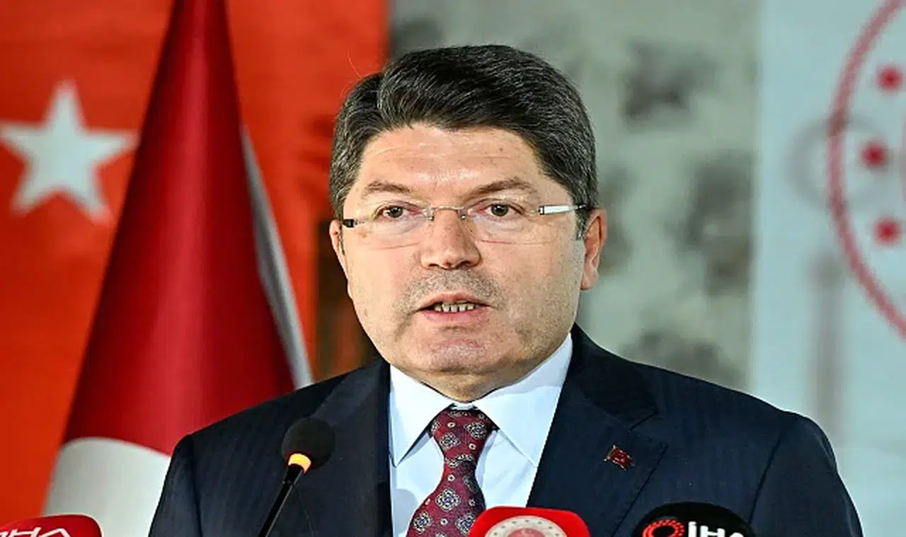 Bakan Tunç: Noterlik hizmetlerinde zaman ve mekan sınırını kaldırdık