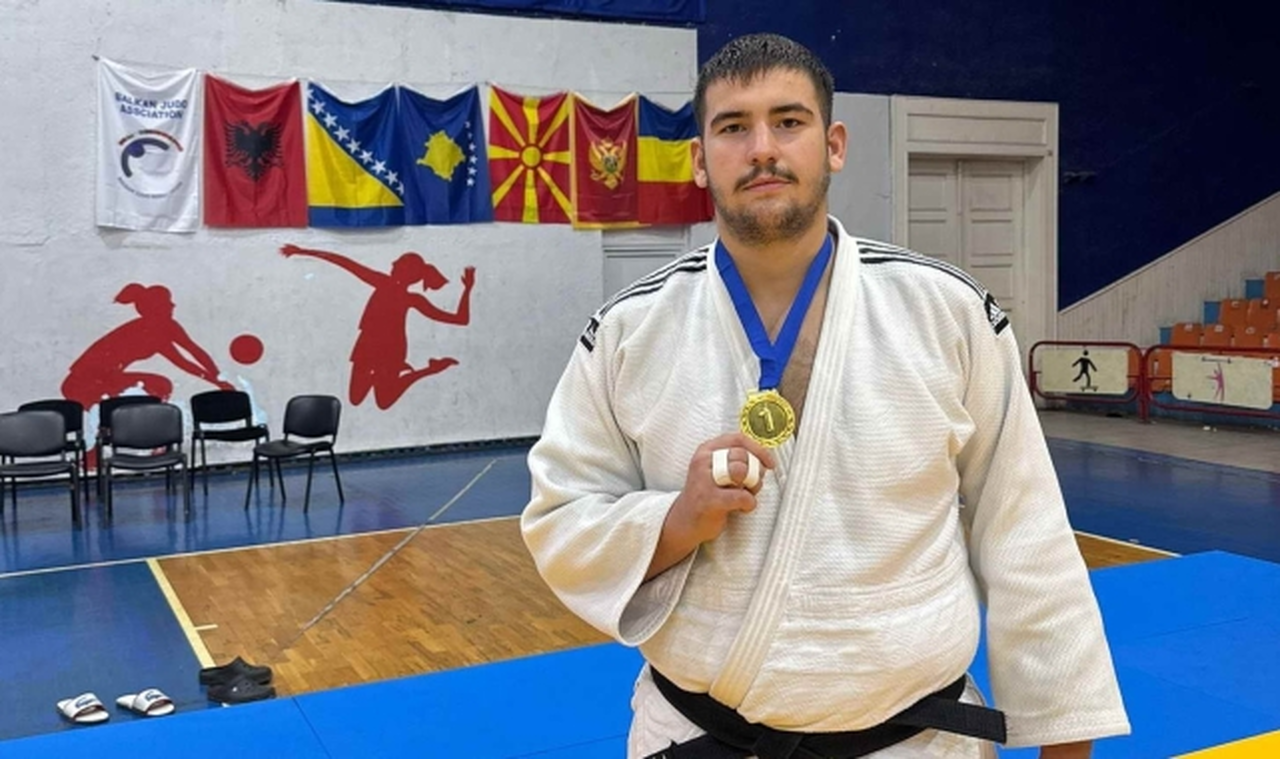BEUN Spor Bilimleri Fakültesi Öğrencisi Hıdır'dan Balkan Şampiyonluğu