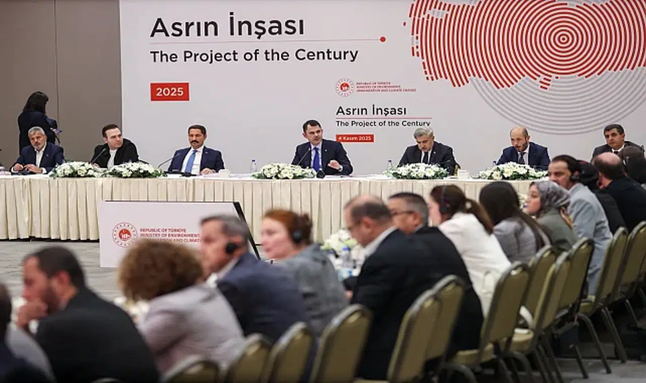 Uluslararası gazeteciler yeniden doğuşa tanıklık etti... Dünya 'asrın inşaası'na şaştı kaldı!