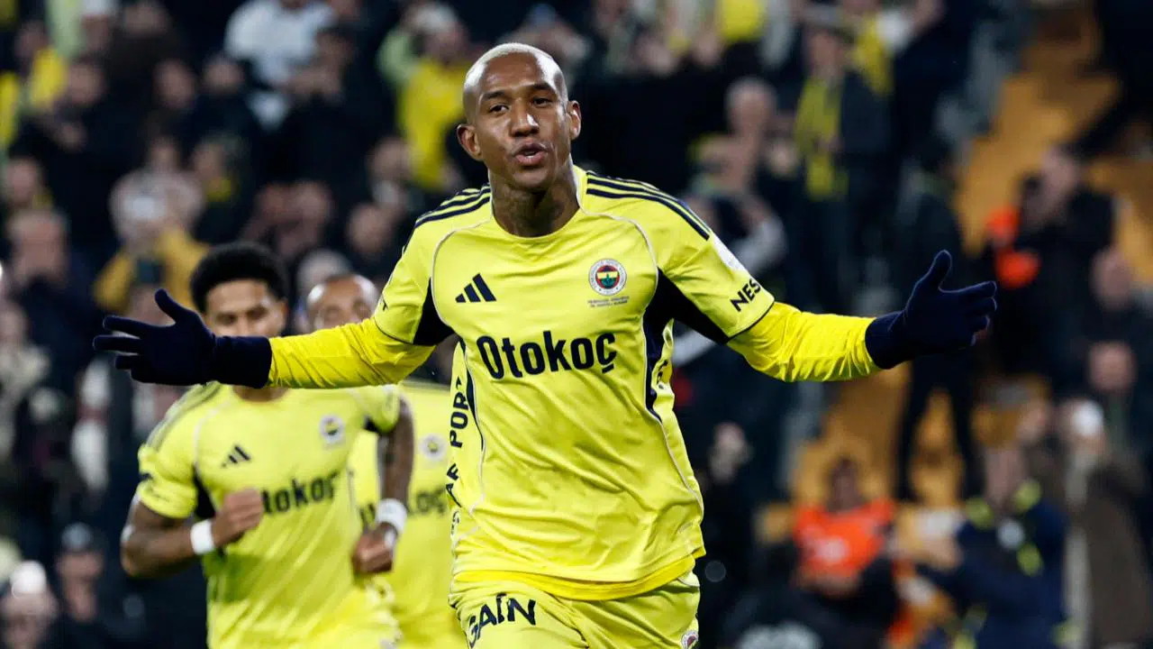 Fenerbahçe Konyaspor’u farklı geçti: 4-0