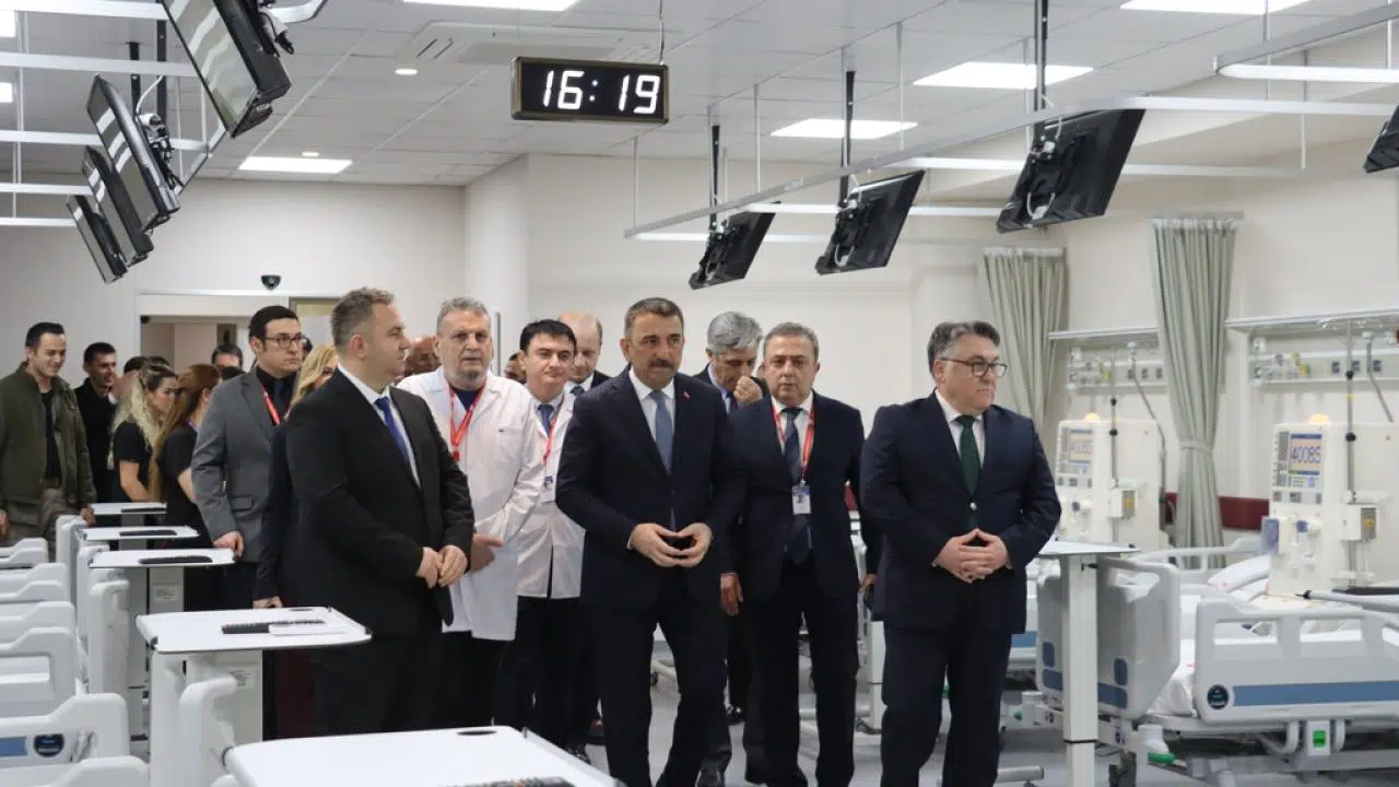 BEUN'dan Bölge Sağlığına Güçlü Yatırım: Diyaliz Merkezi Yenilenen Yüzü ile Hizmete Girdi