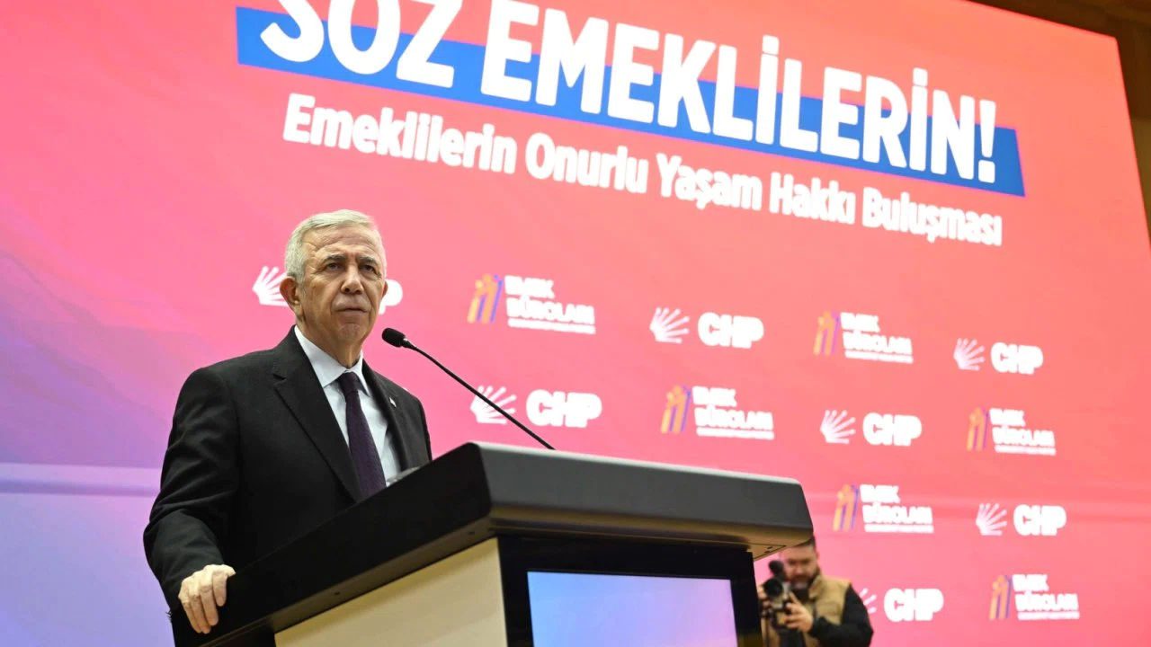 Mansur Yavaş emekliler buluşmasına katıldı