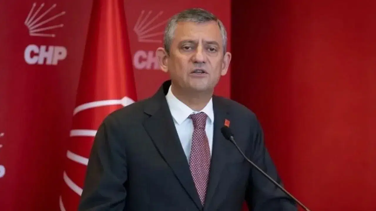 Özgür Özel, emekli maaşı konusunda atacakları adımları açıkladı: Derhal çıkaracağız
