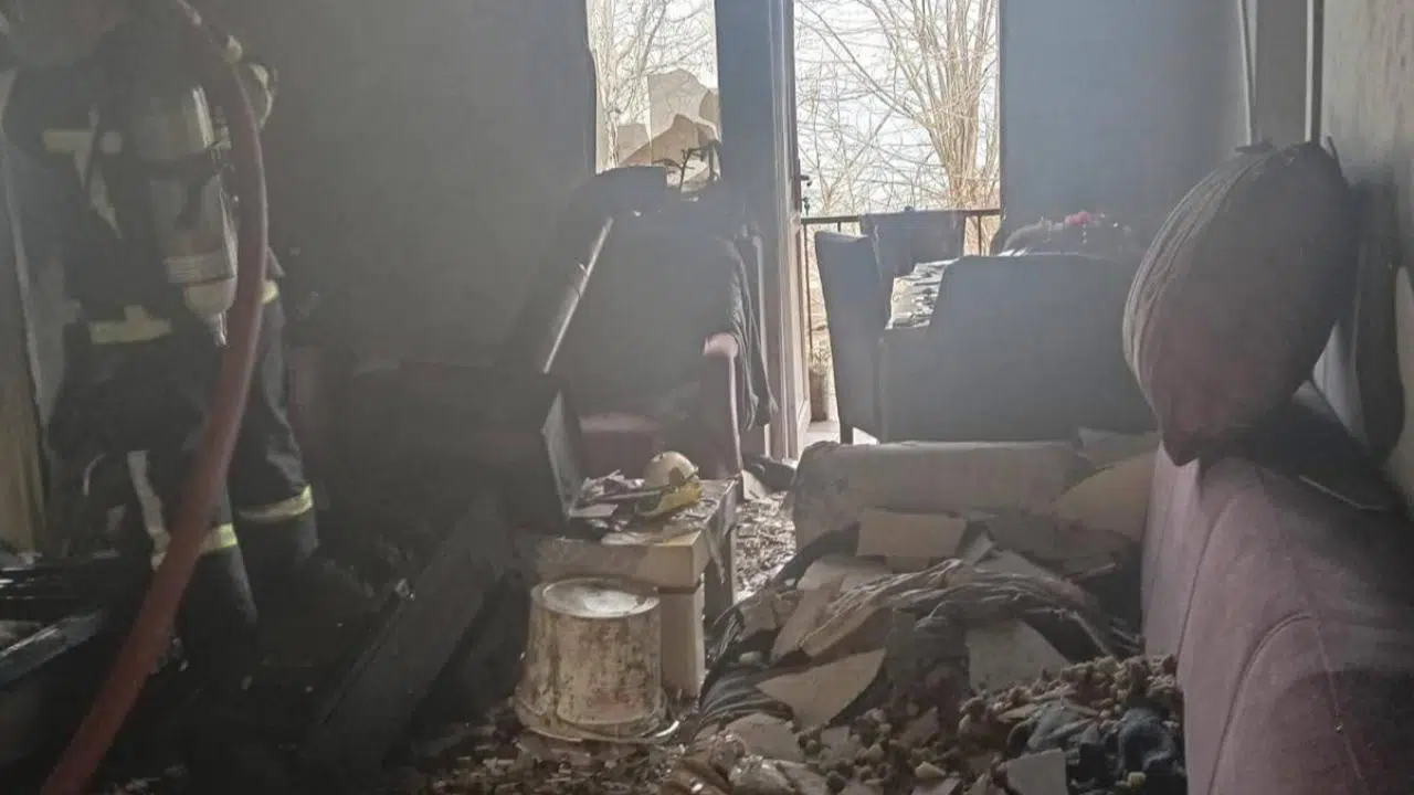 Zonguldak'ta Korkutan ev yangını; 1 kişi hastaneye kaldırıldı