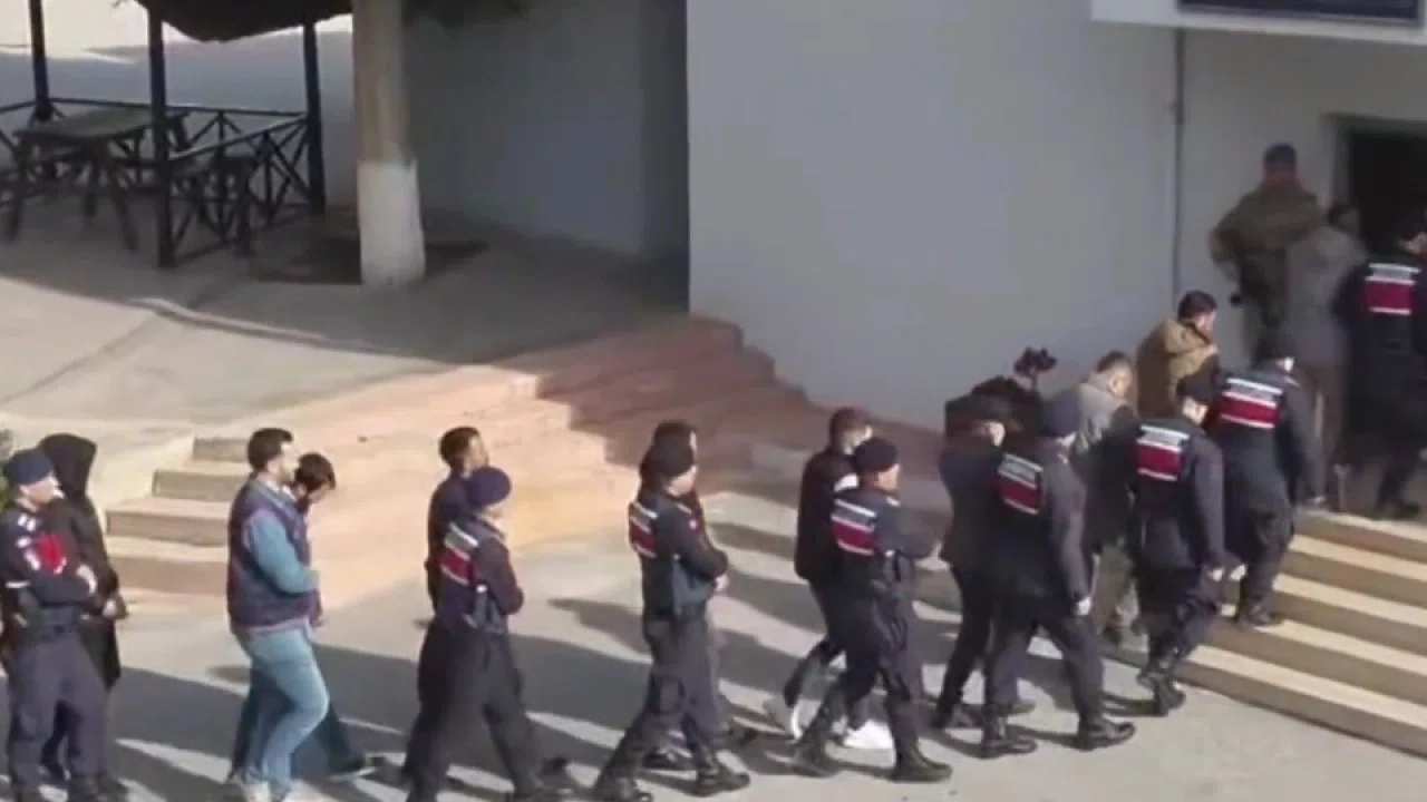 Jandarmadan 123 zehir tacirine gözaltı! 465 bin hap ele geçirildi