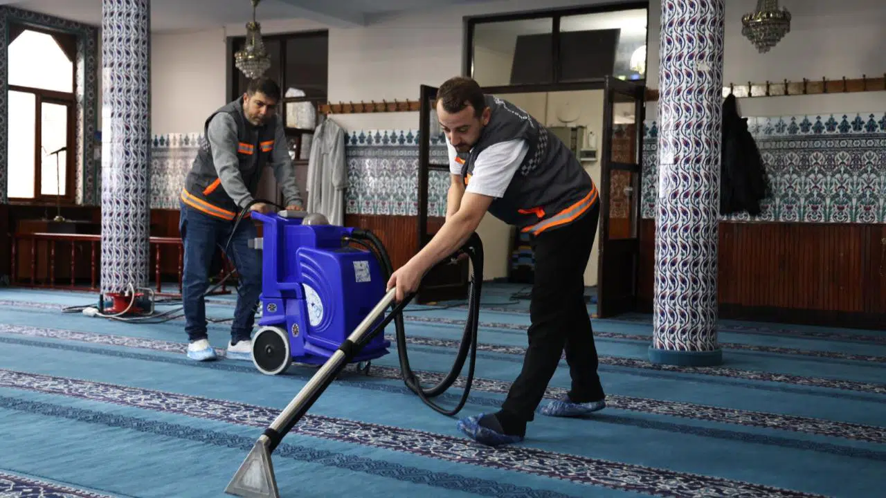 Zonguldak'ta camilerde temizlik seferberliği, Ramazan huzuru hijyenle buluşuyor