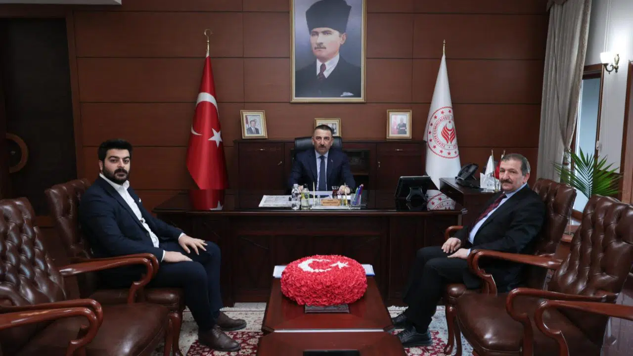 Zonguldak'ta TOKİ yatırımları masaya yatırıldı, Vali Hacıbektaşoğlu brifing aldı