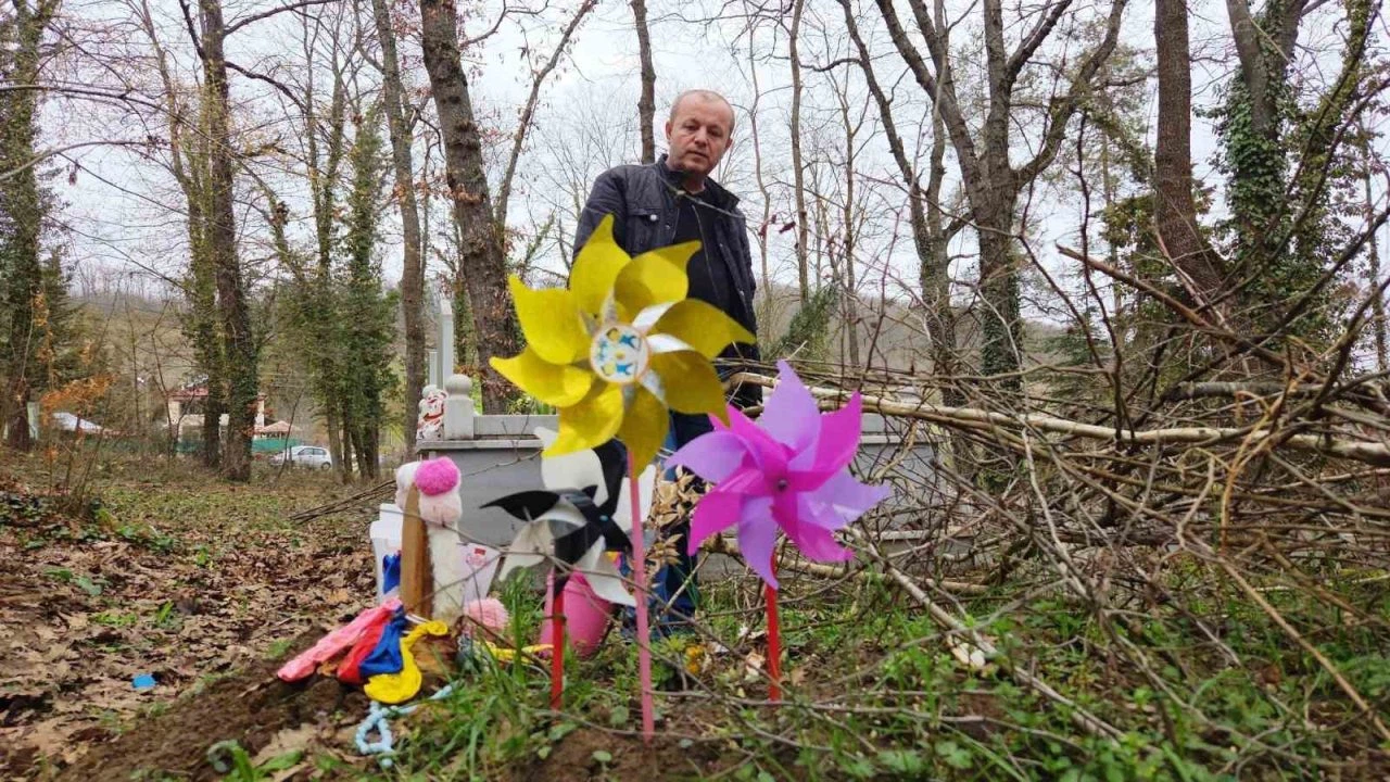 13 yaşındaki kızlarını kazada kaybeden ailenin en acı bayramı