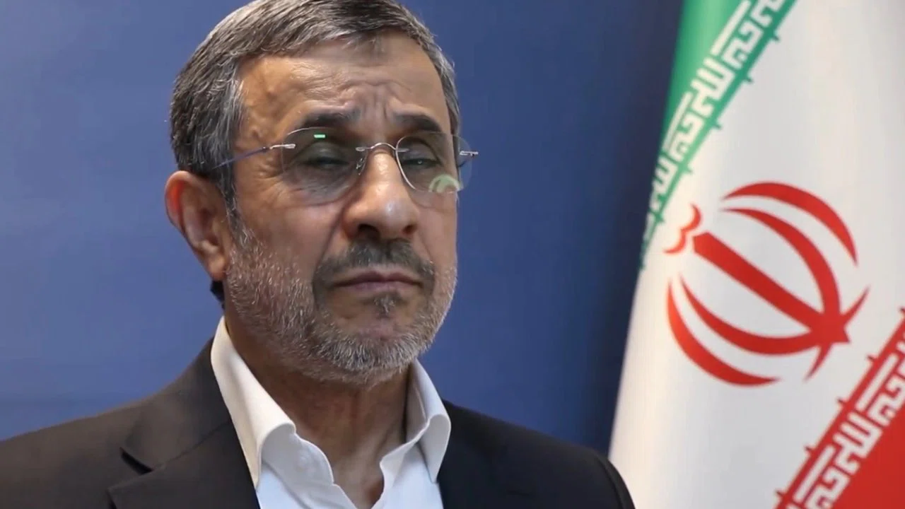 Ahmedinejad da hava saldırısında öldürüldü!