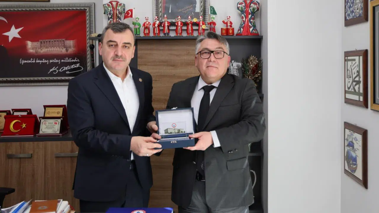 AK Parti Zonguldak Milletvekili Çolakoğlu, Rektör Özölçer’i kabul etti