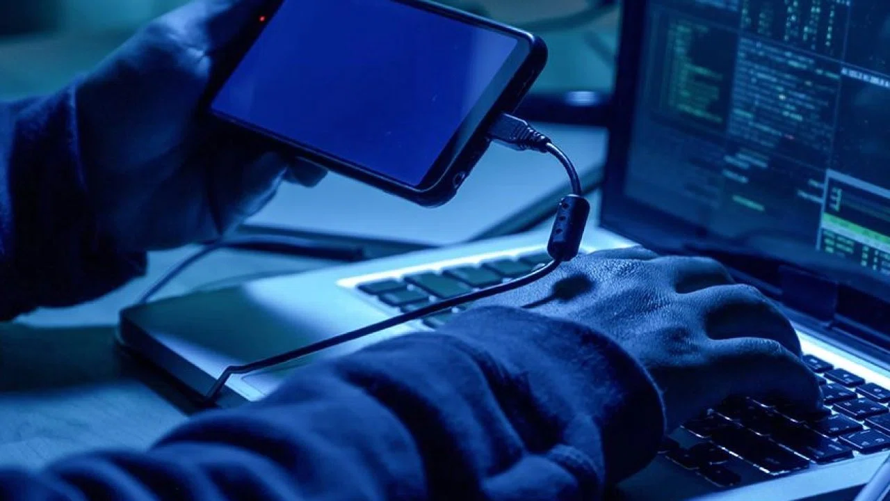 Bayram öncesi dolandırıcılık uyarısı... Yapay zekâ destekli mesajlara dikkat