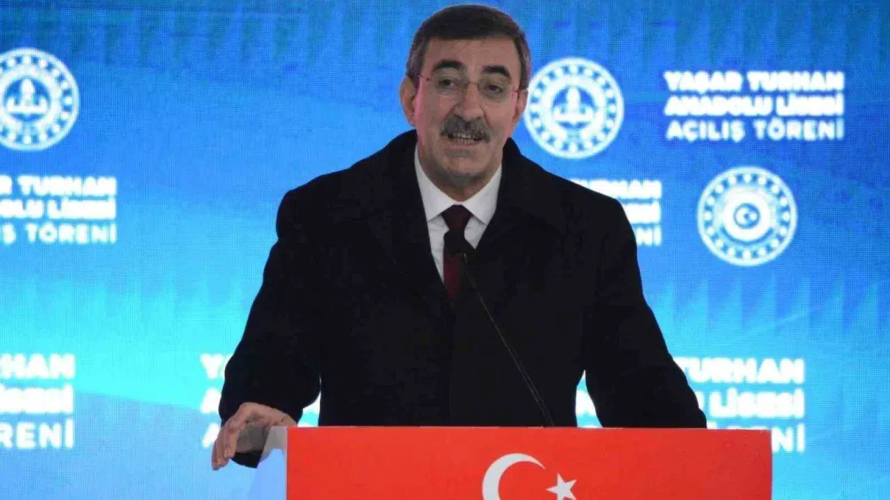 Cumhurbaşkanı Yardımcısı Yılmaz: "Türkiye Cumhuriyeti olarak biz hem haklı hem güçlü olacağız"