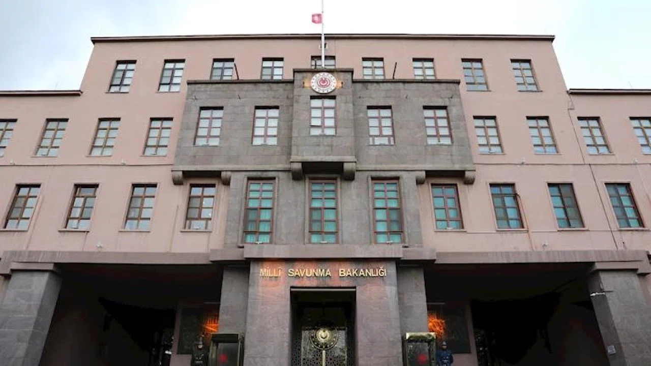 MSB: İran'dan ateşlenen üçüncü füze engellendi!