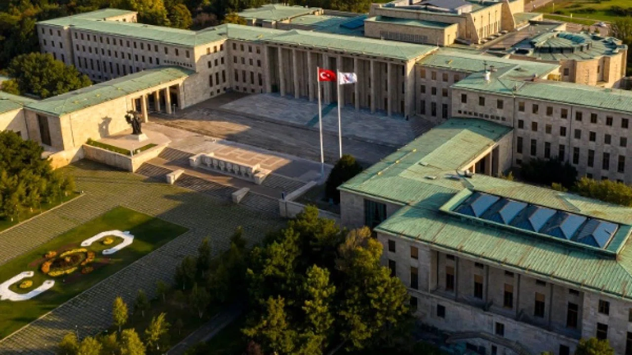 TBMM'yi yoğun hafta bekliyor... Bakanlar Orta Doğu’daki gerilimi anlatacak