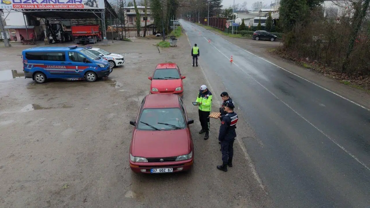 Zonguldak'ta bayramın ikinci gününde 1671 personelle güvenlik tedbirleri sürüyor
