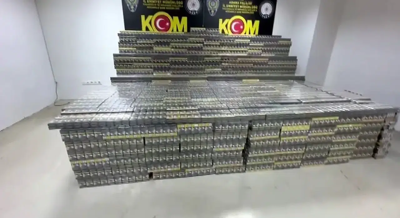 50 bin paket kaçak sigara yakalattı, "Ucuza bulunca toplu satın aldım" dedi