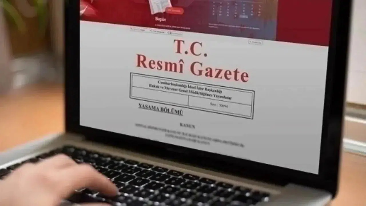 Cumhurbaşkanı Erdoğan büyükelçilik ve bakanlık kadrolarını değiştirdi