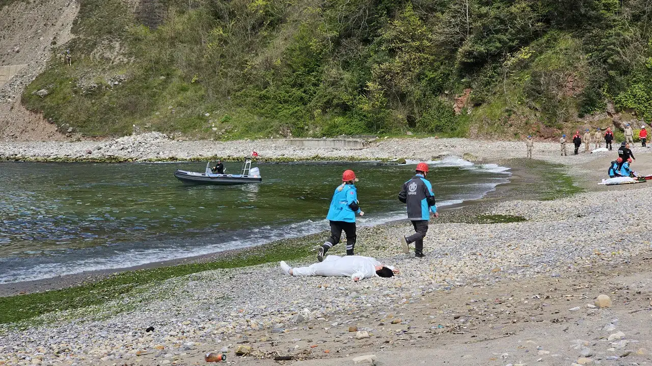 Zonguldak'ta 23 Kurumun Katılımıyla Sel ve Taşkın Tatbikatı Yapıldı