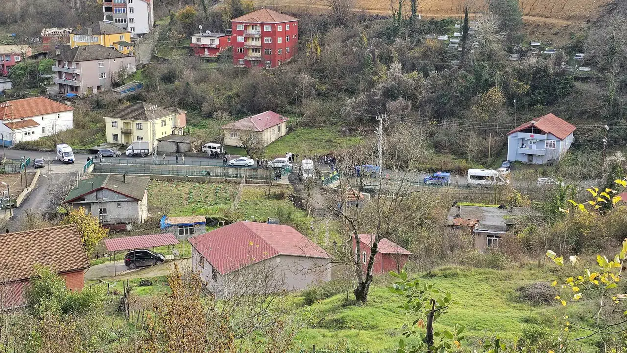 19 saniyelik çifte cinayetin davası başladı: Katil zanlısını kendi çocukları yalanladı