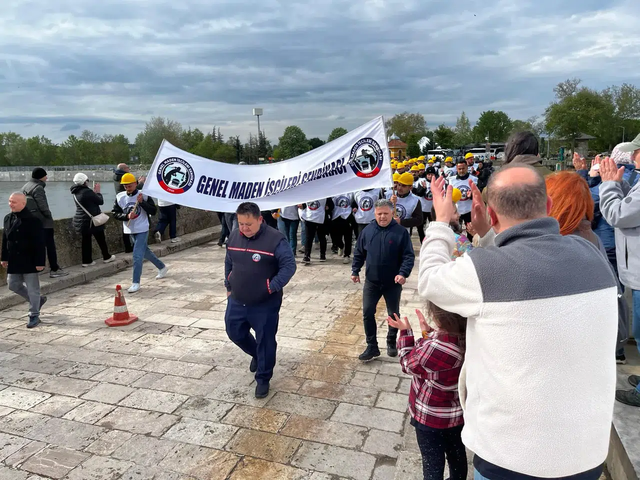 Edirne'de Madenci Rüzgarı: 1 Mayıs Mitingine GMİS Damga Vurdu