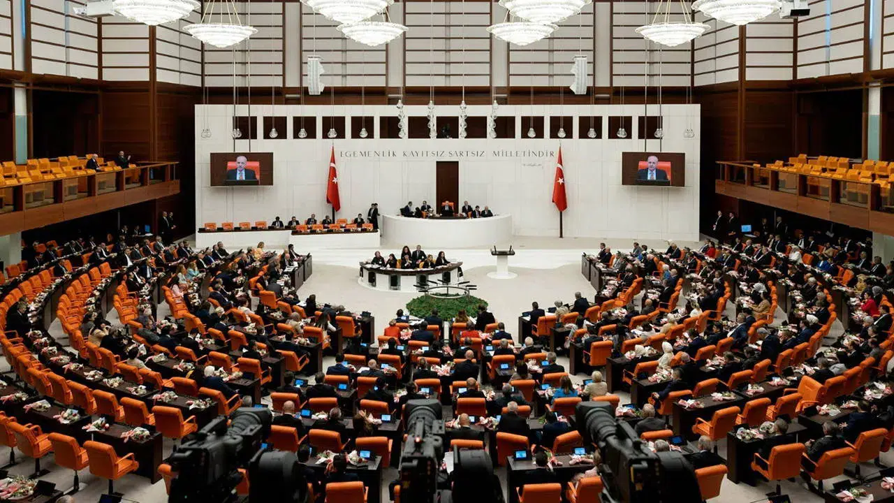 Meclis'te varlık barışı alarmı: O liste 100 metreyi bulacak