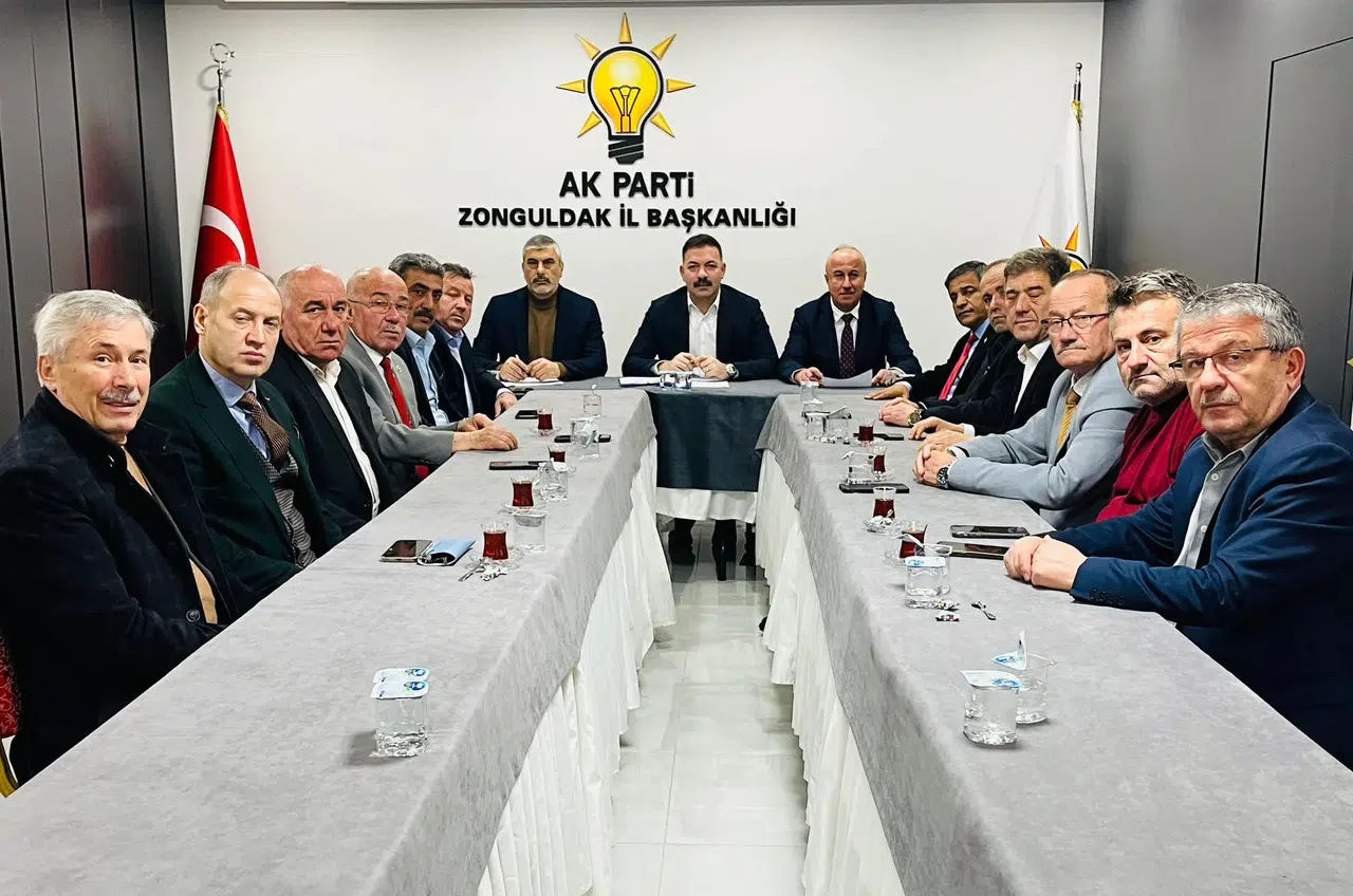 AK Parti Zonguldak İl Başkanı Çağlayan Mayıs ayı toplantısını yönetti