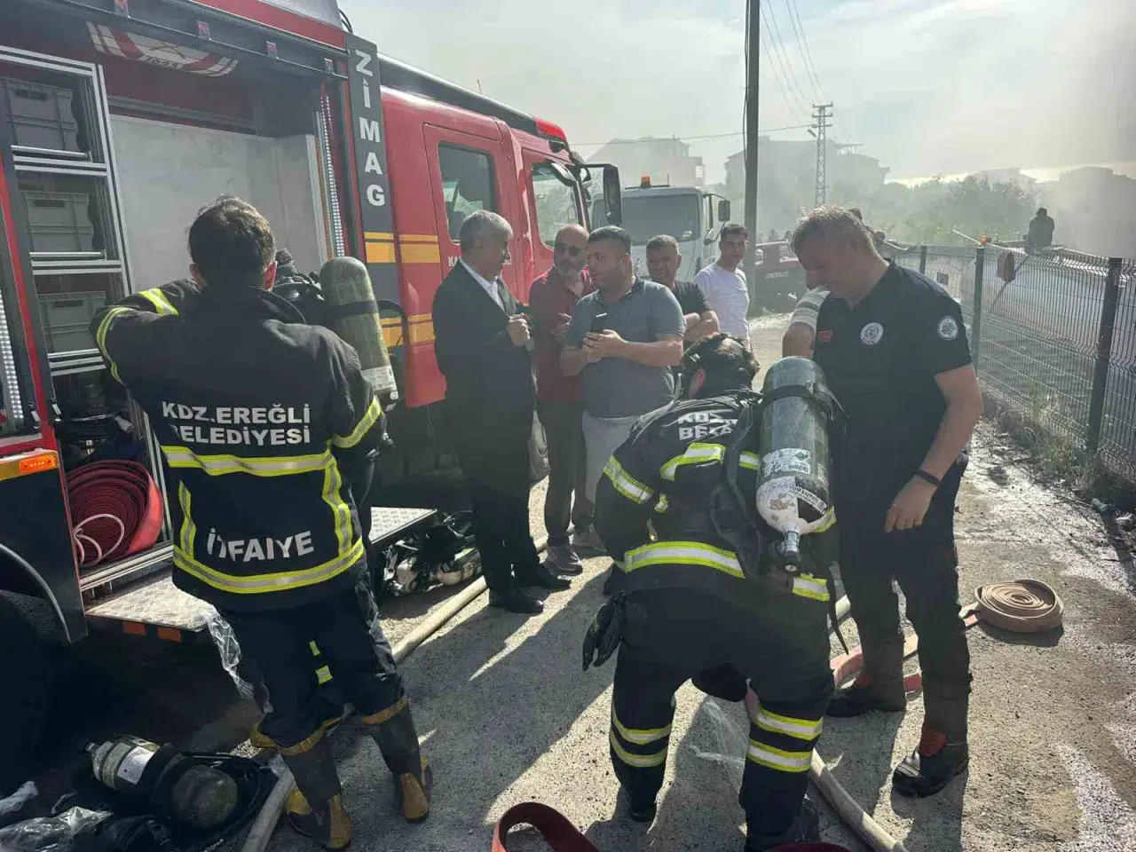 Alevler çatıyı sardı, korku dolu anlar yaşandı