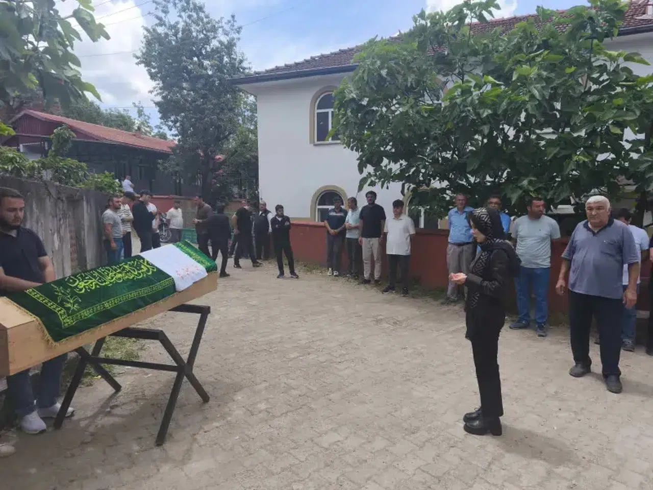 Gökçebey Kaymakamı Eseroğlu cenaze merasimine iştirak etti