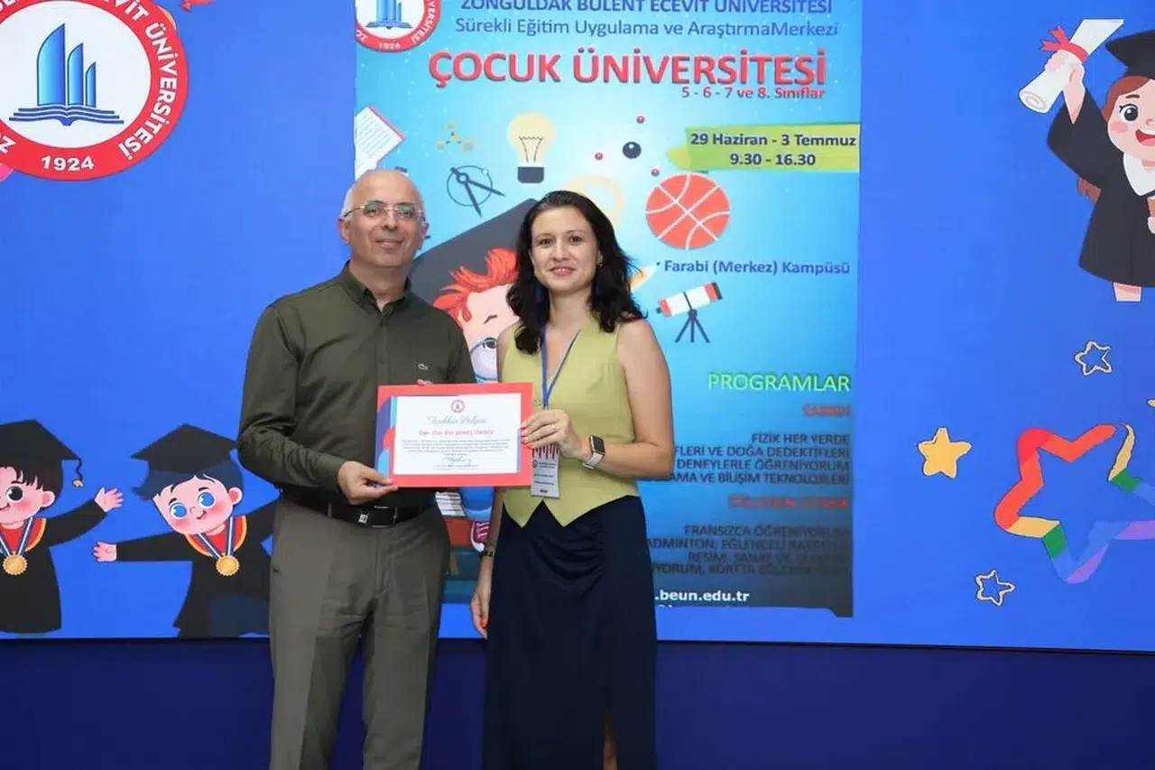 Zonguldak'ta Çocuk Üniversitesi Mezuniyet Töreni coşkuyla gerçekleştirildi